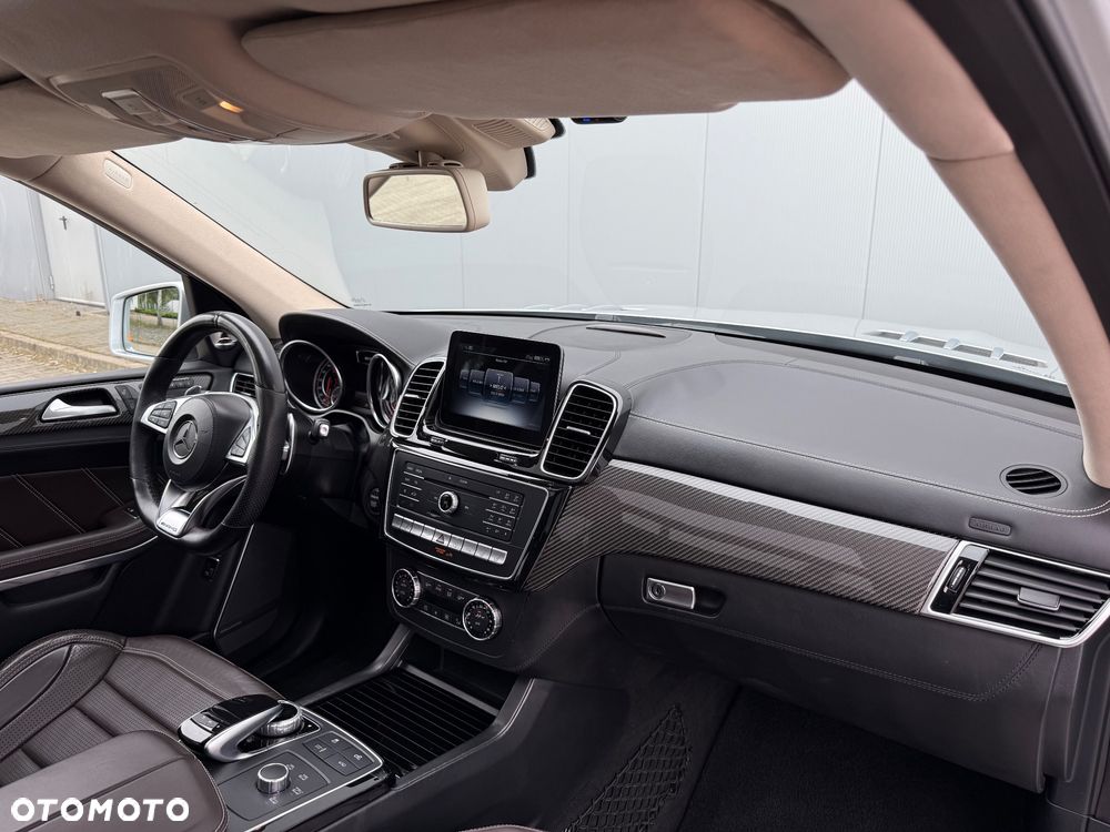 Mercedes-Benz GLS AMG 63 4Matic AMG Speedshift 7G-TRONIC - 40
