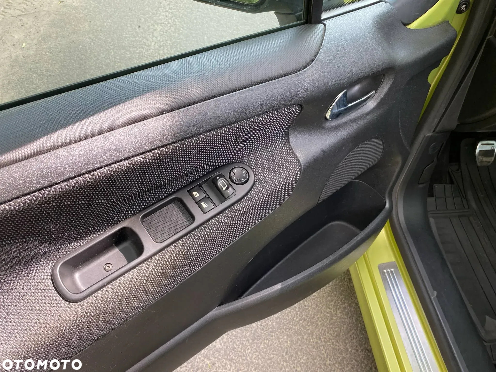 Peugeot 207 1.6 HDi 16V Sporty - 18