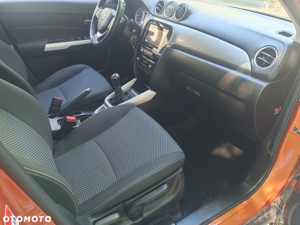 Suzuki Vitara 1.6 (4x2) Comfort+ - 17