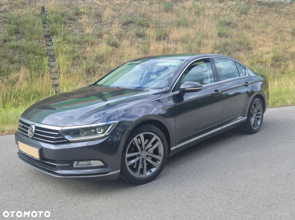 Volkswagen Passat - 4