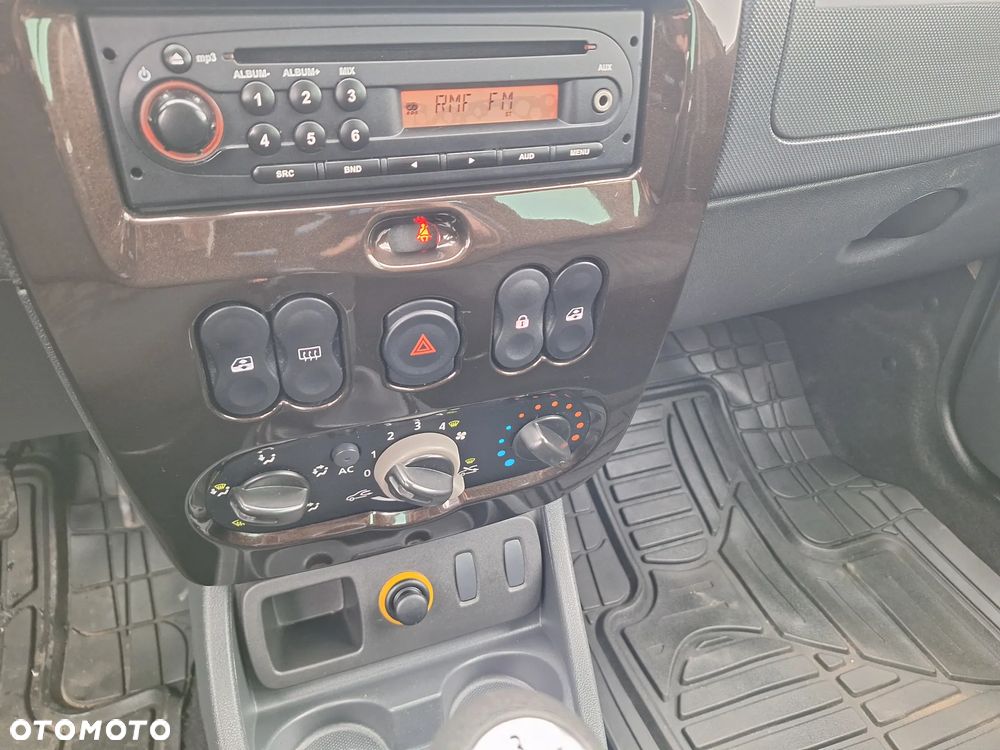 Dacia Duster 1.5 dCi Ambiance - 10