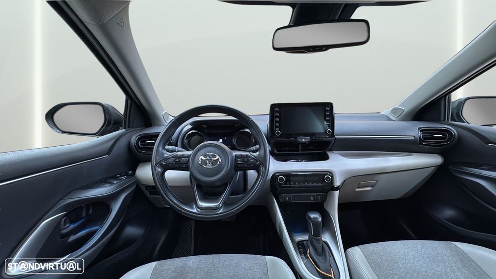 Toyota Yaris 1.5 HDF Luxury - 8