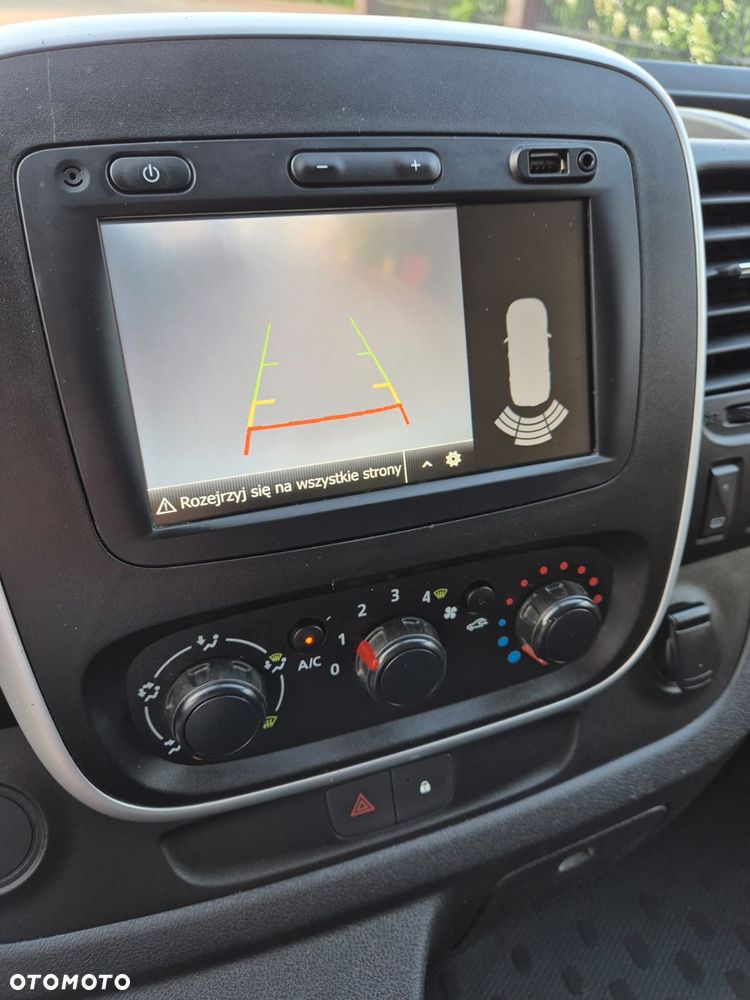 Renault Trafic 2019r Long 2xDrzwi Navi Super Stan - 24