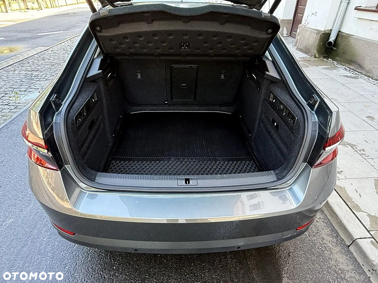 Skoda Superb 2.0 TDI SCR 4x4 L&K DSG - 33