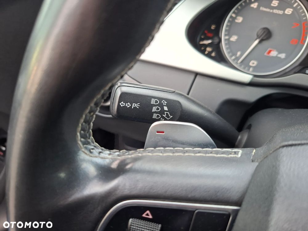 Audi S4 Limousine - 23