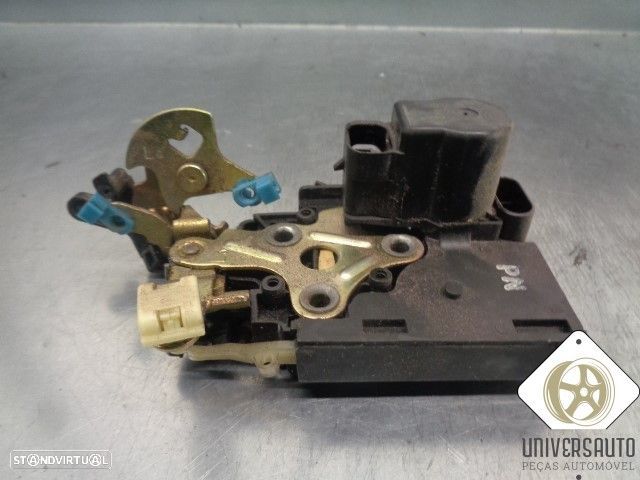 FECHADURA PORTA TRASEIRA ESQUERDA CHEVROLET AVEO / KALOS SEDAN 2006 - 1
