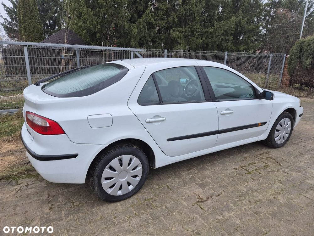 Renault Laguna 1.8 Concorde - 18