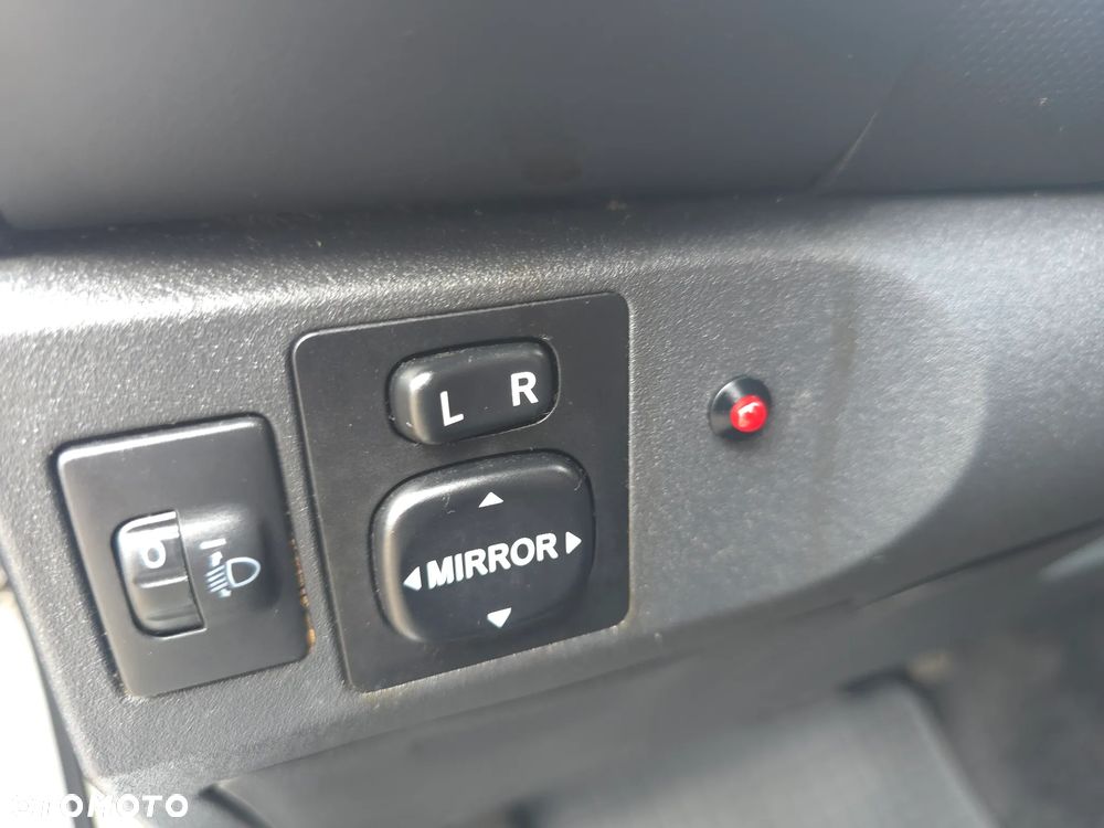 Toyota Yaris 1.3 Sol MM - 20