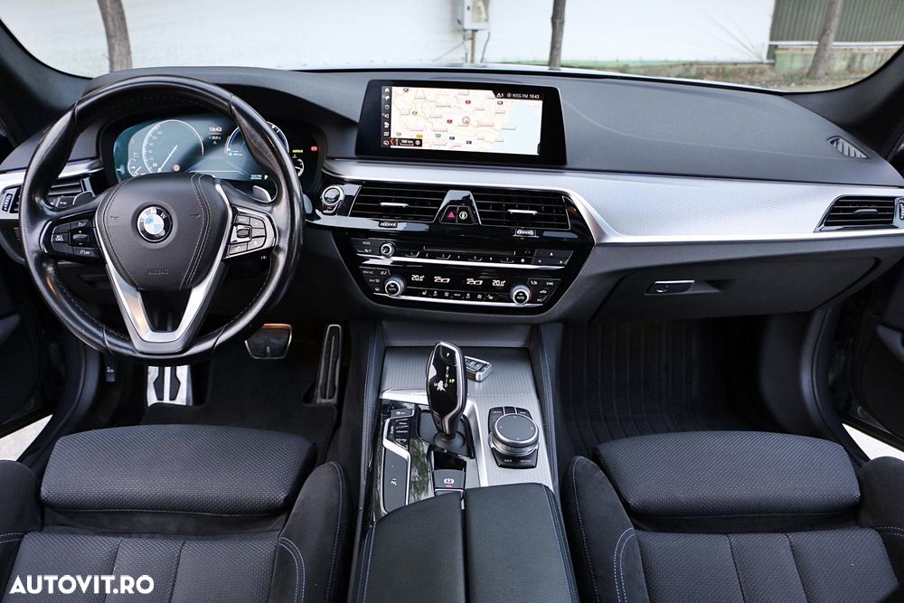 BMW Seria 5 520d xDrive AT - 10