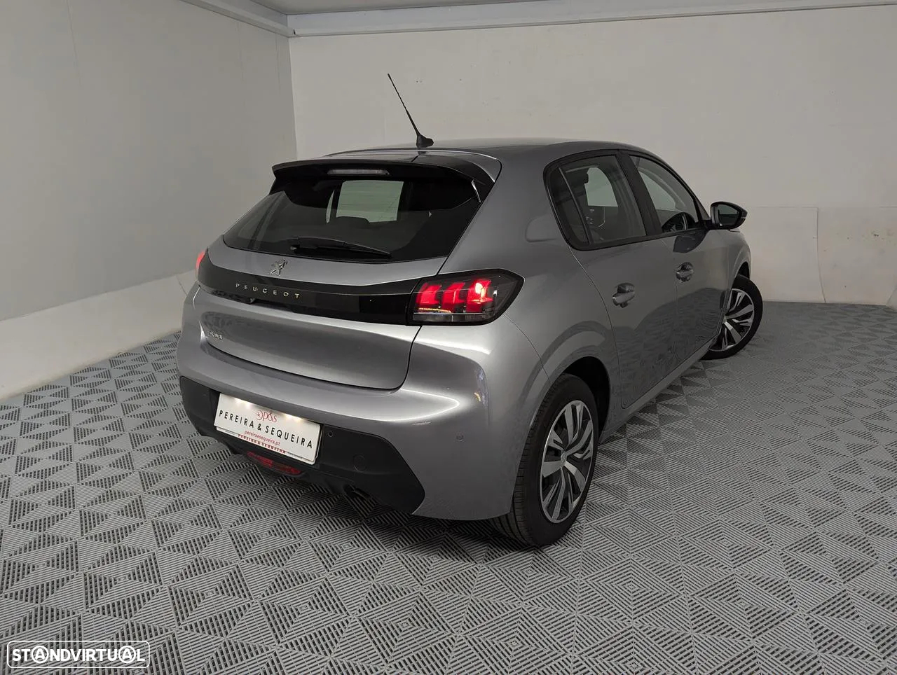 Peugeot 208 1.2 PureTech Active - 7