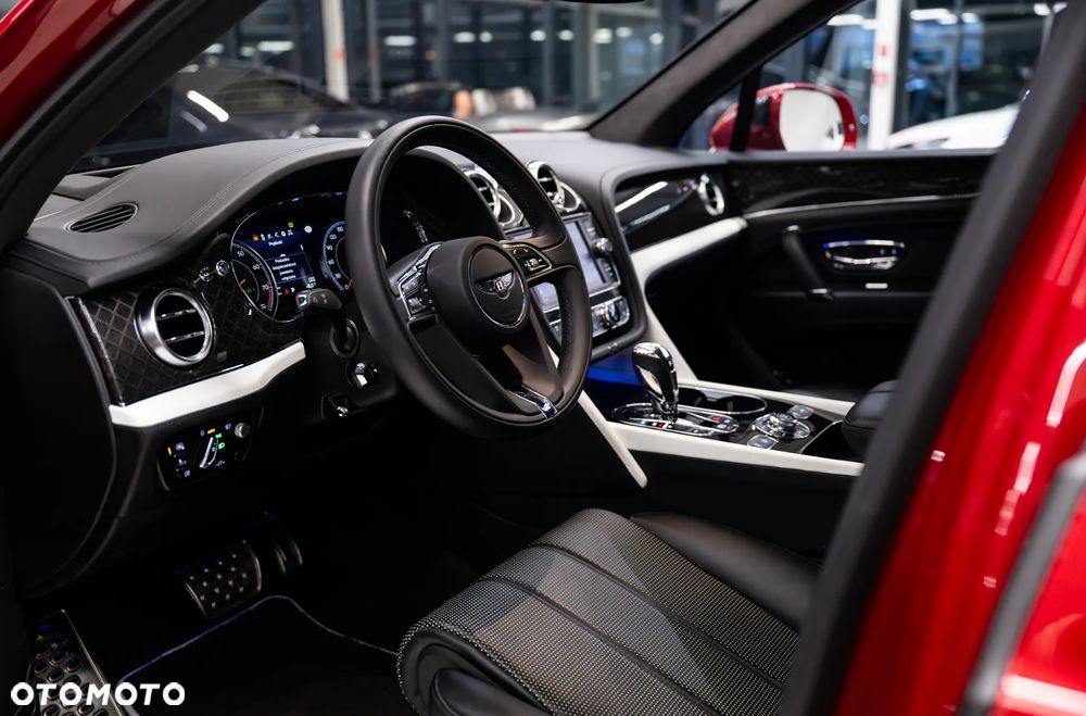 Bentley Bentayga - 21