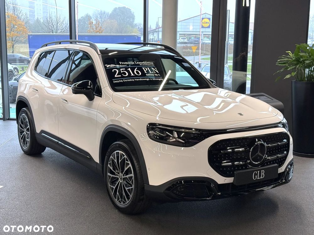 Mercedes-Benz Glb