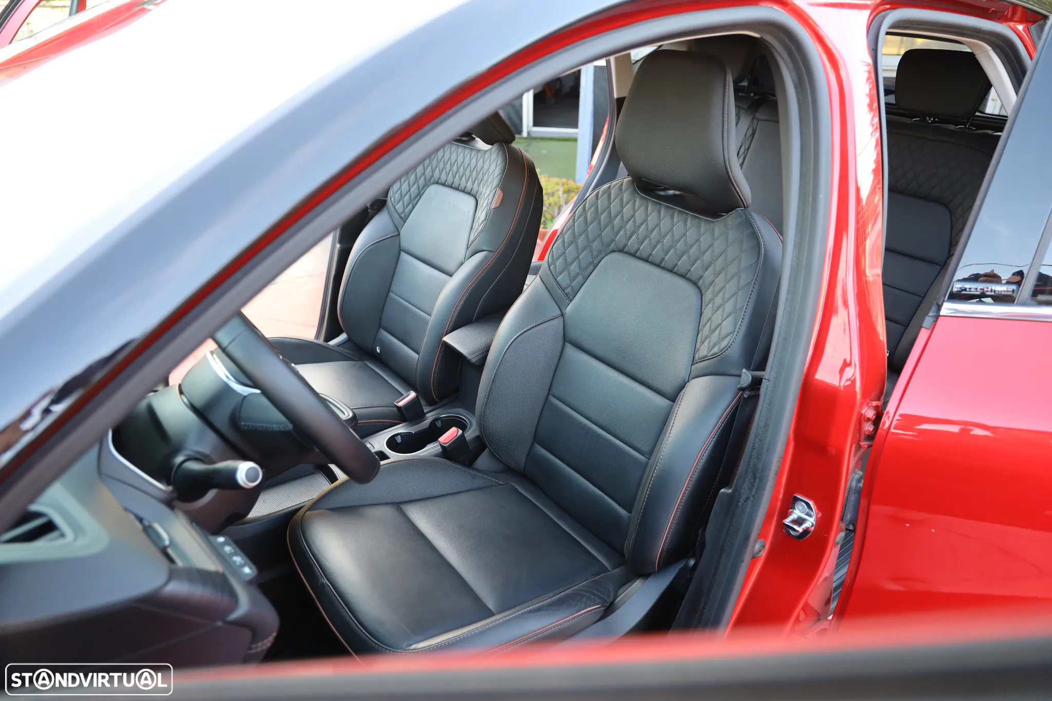 Renault Captur 1.6 E-Tech Plug-In Initiale Paris - 30