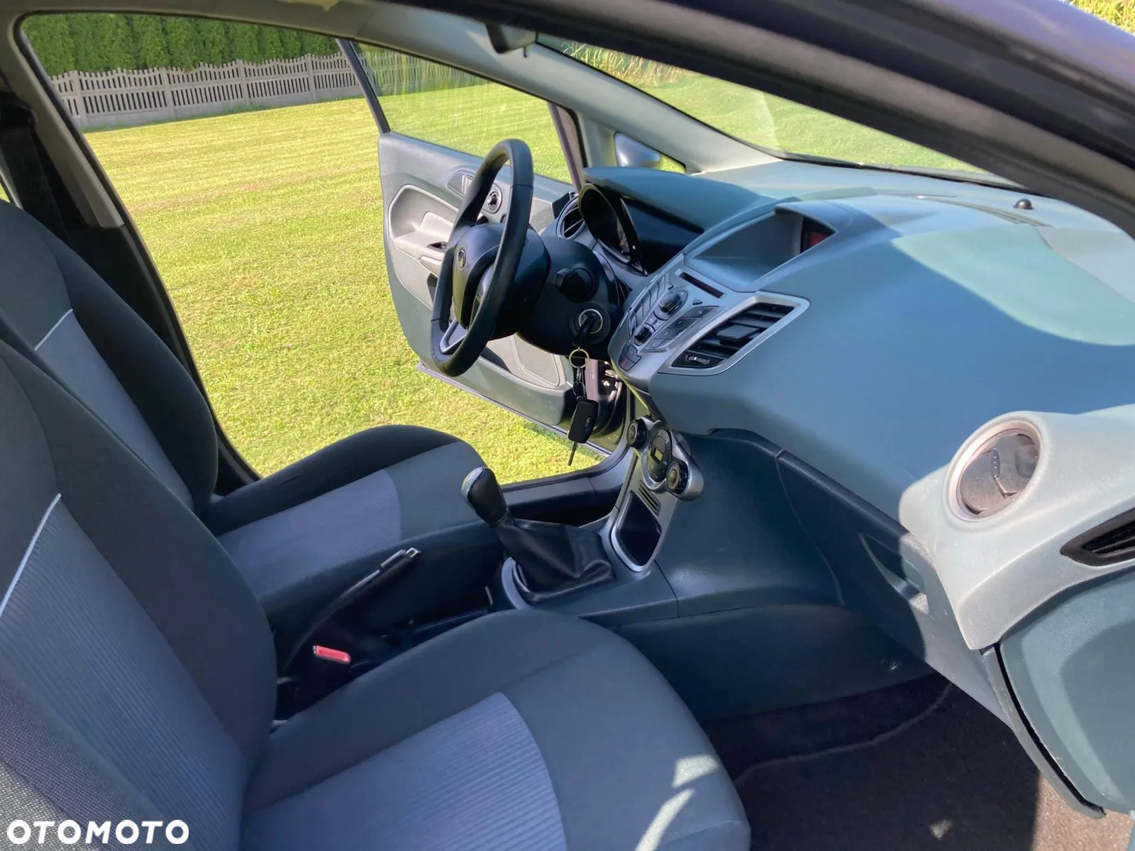 Ford Fiesta 1.25 Ghia - 21