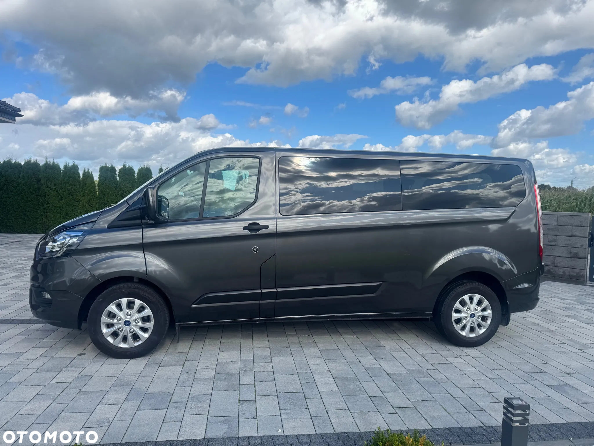 Ford Transit Custom 300 L2H1 LKW VA Autm Trend - 8