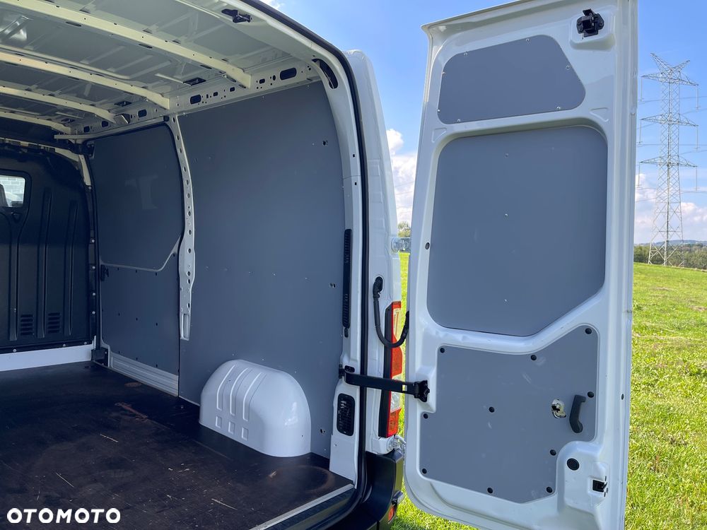 Renault Master - 32
