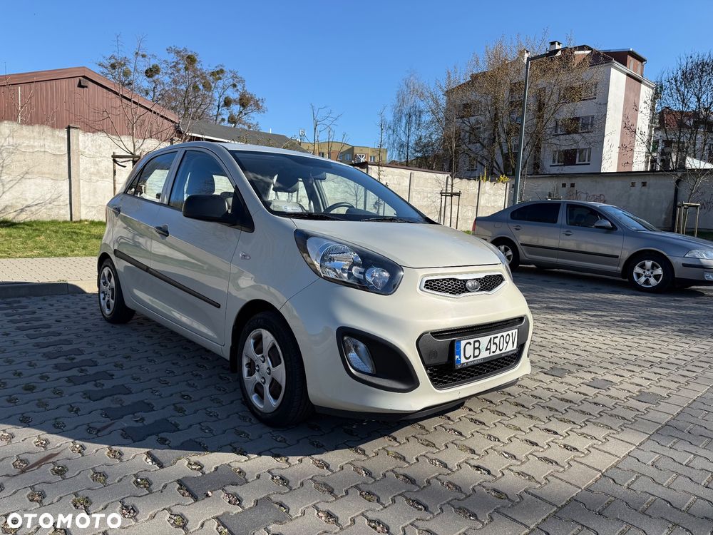 Kia Picanto 1.0 M - 12