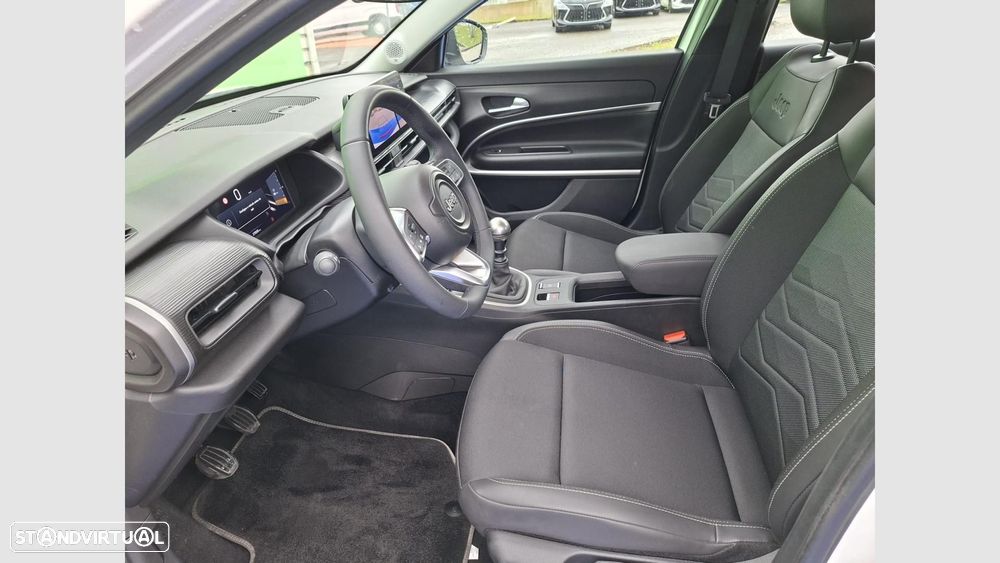 Jeep Avenger 1.2 GSE T3 Altitude - 9