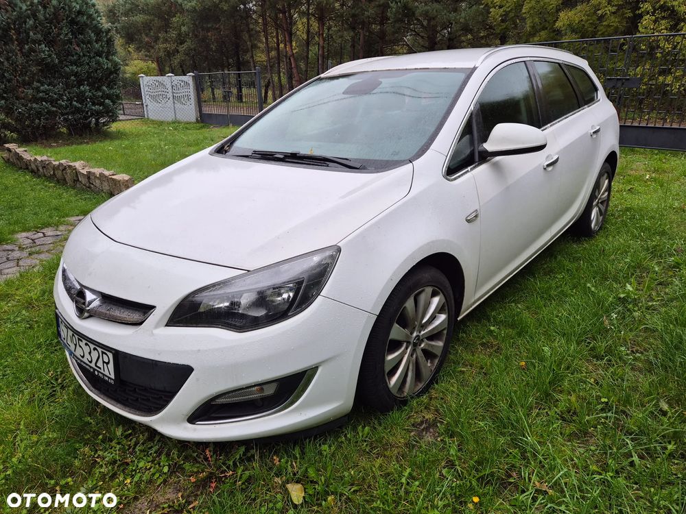 Opel Astra GTC 1.4 Turbo - 2