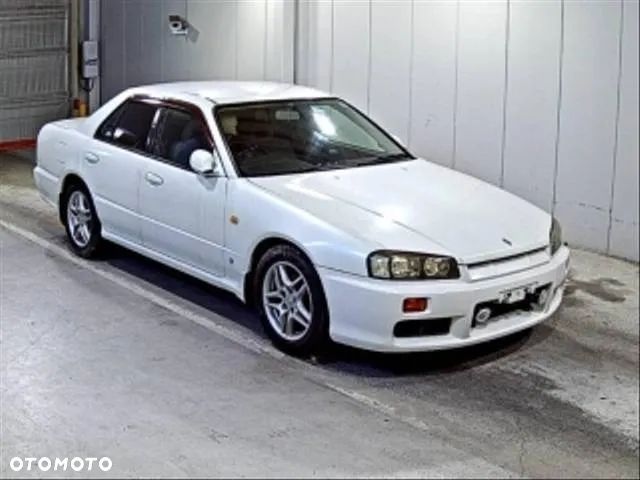 Nissan Skyline - 5