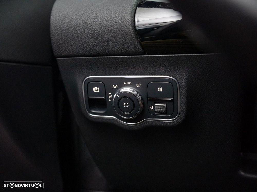 Mercedes-Benz B 250 e Style Plus - 19