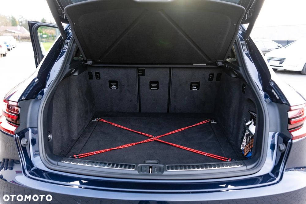 Porsche Macan Turbo PDK - 24