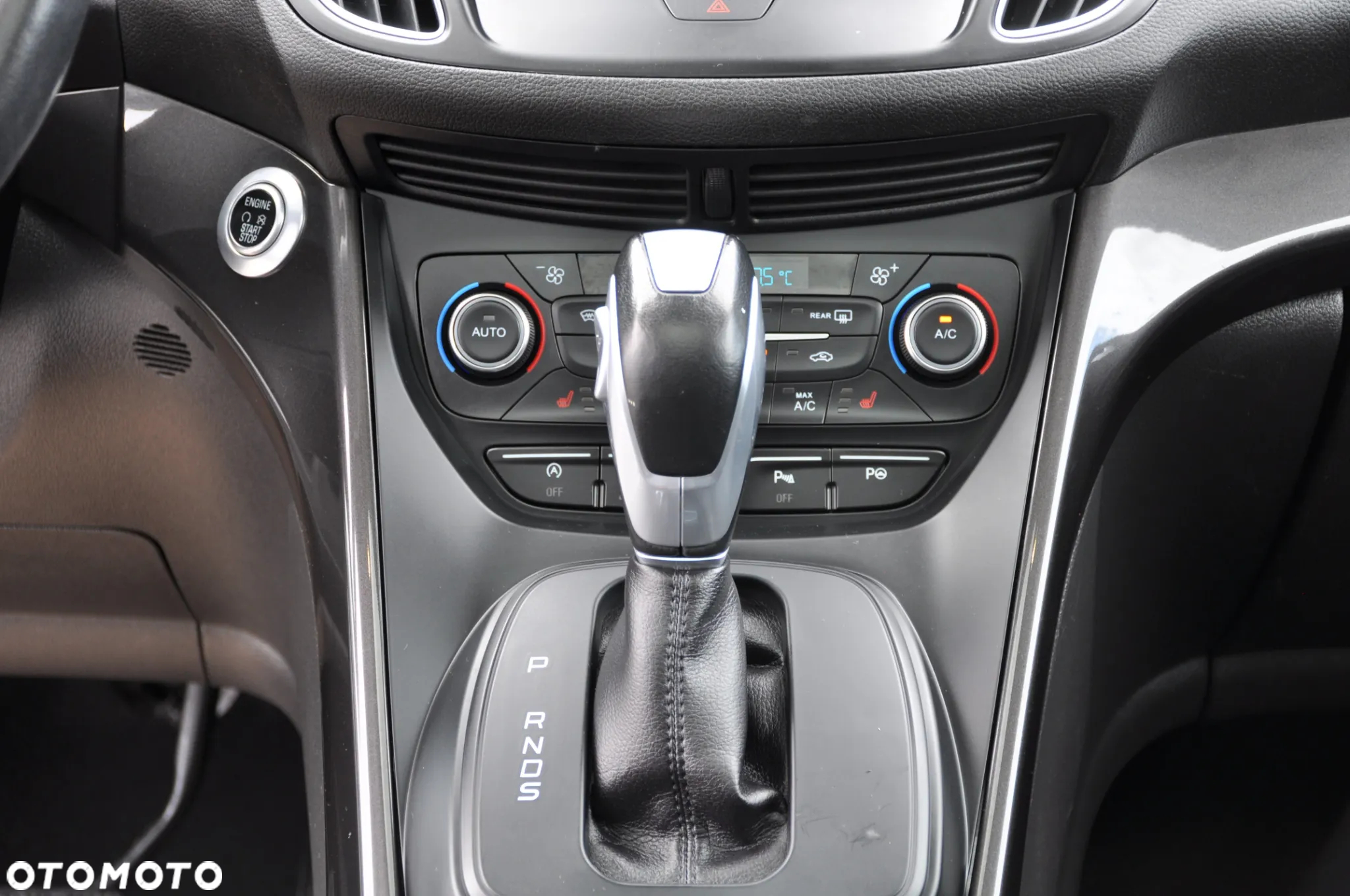 Ford C-MAX 1.5 EcoBoost Titanium ASS - 35