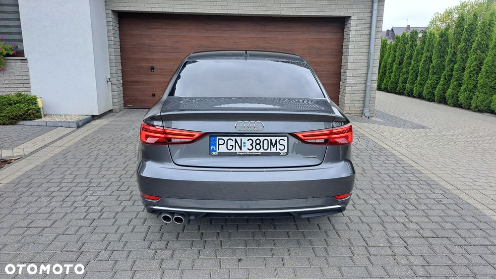 Audi A3 Limousine 40 TFSI quattro S tronic design - 4