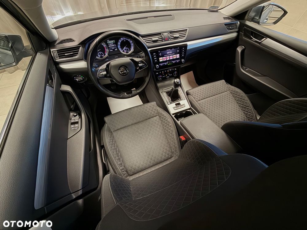 Skoda Superb 1.5 TSI Ambition - 8