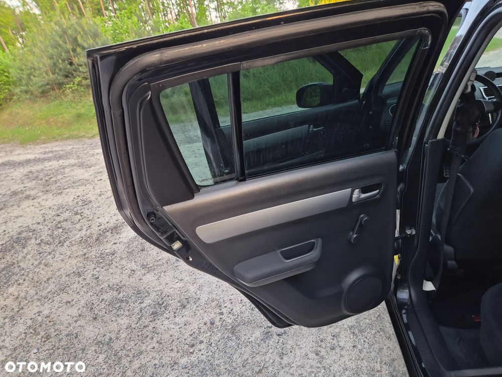 Suzuki Swift - 33