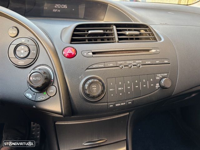 Honda Civic 1.4 i-VTEC Sport Edition - 22