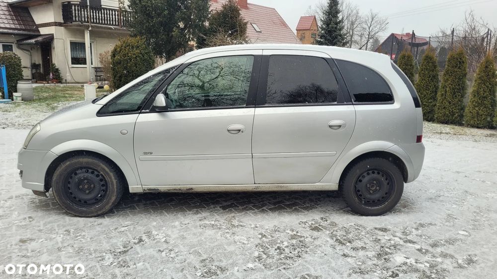 Opel Meriva 1.6 16V Cosmo - 4