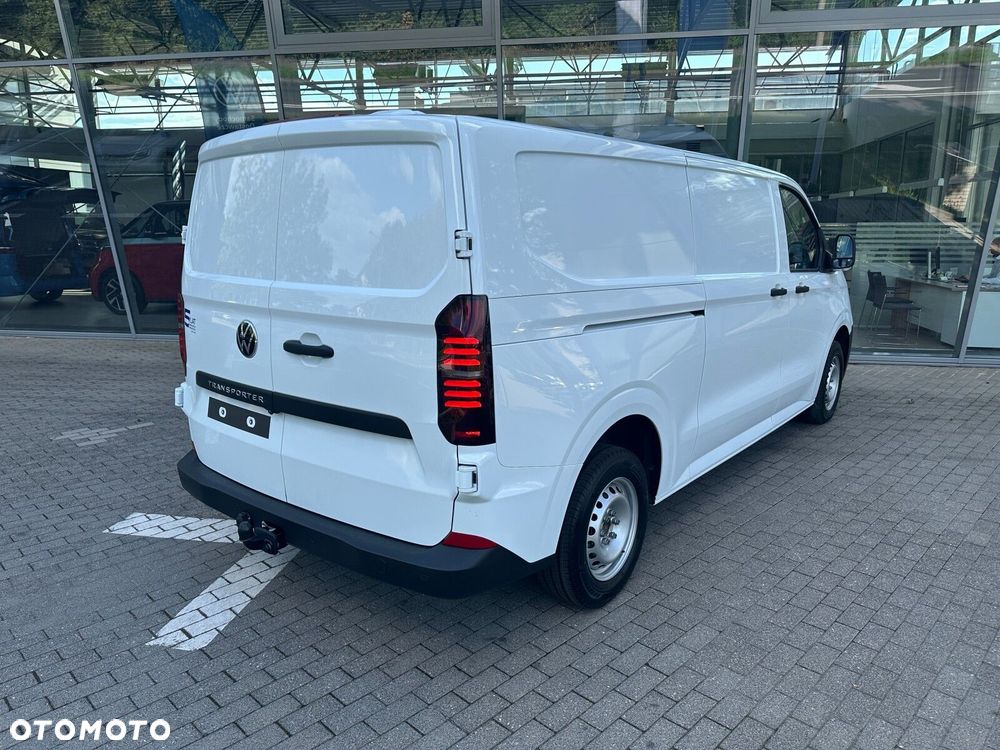 Volkswagen Transporter Transporter Furgon silnik: 2,0 l TDI 150 KM / skrzynia biegów: 8-biegowa automatyczna rozstaw osi: 3500 mm - 8
