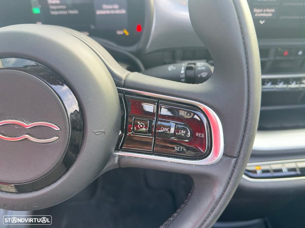 Fiat 500e 42 kWh Icon - 33