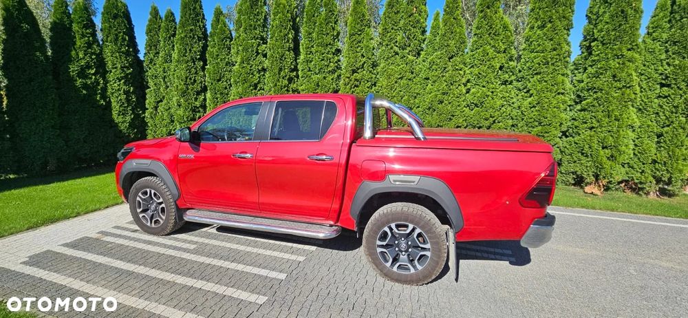 Toyota Hilux 2.8 D-4D Double Cab SR5+ 4x4 - 4