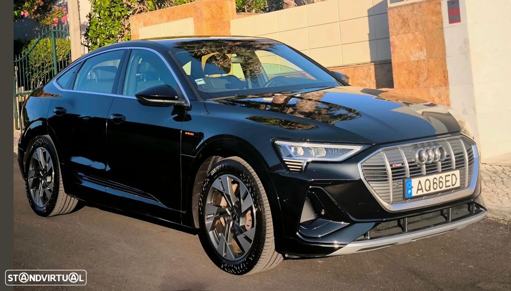 Audi e-tron 55 quattro S line - 12
