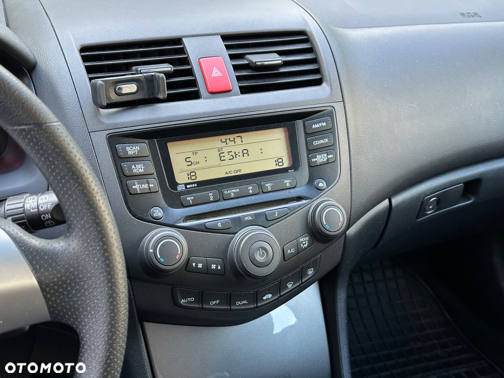 Honda Accord 2.0 i Comfort - 20