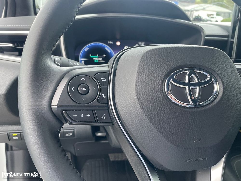 Toyota Corolla Touring Sports 1.8 Hybrid Exclusive - 25