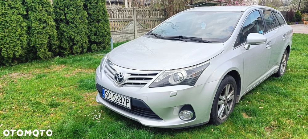 Toyota Avensis - 2