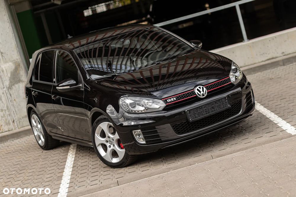 Volkswagen Golf 2.0 TSI GTI - 8