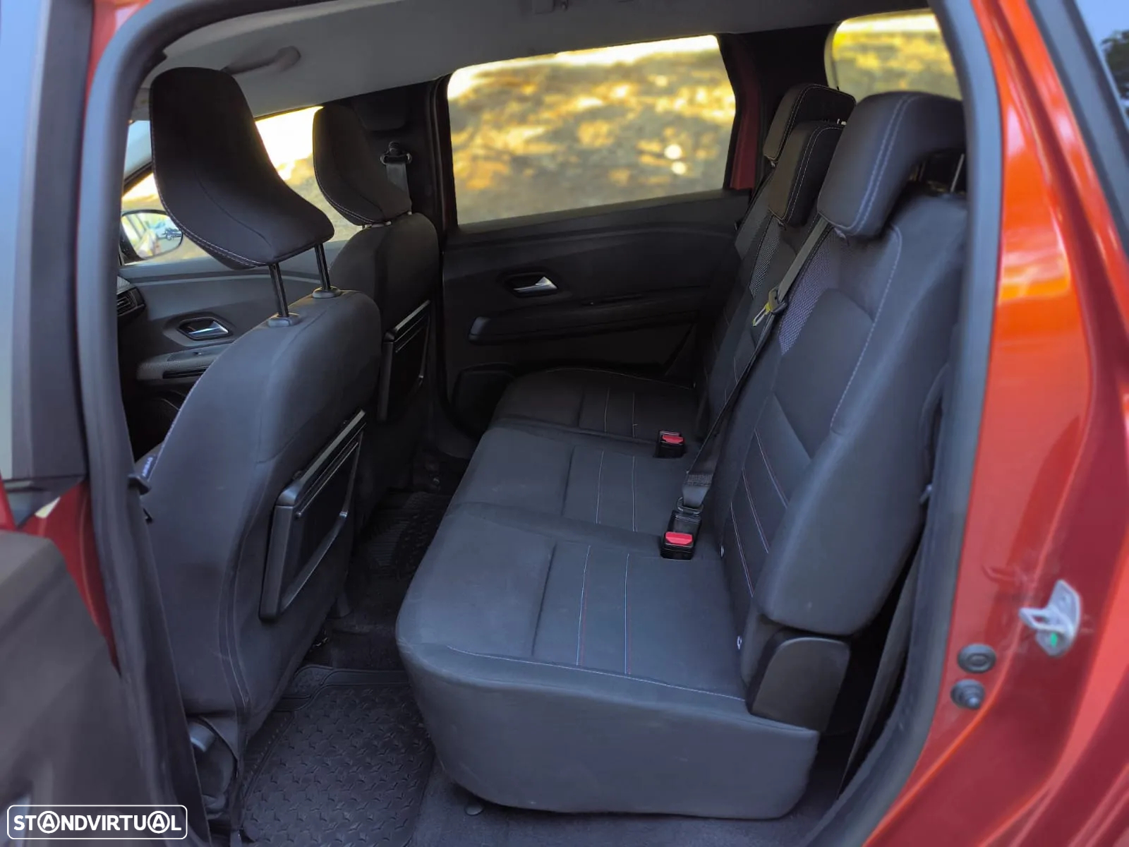 Dacia Jogger 1.0 TCe Extreme 7L - 16
