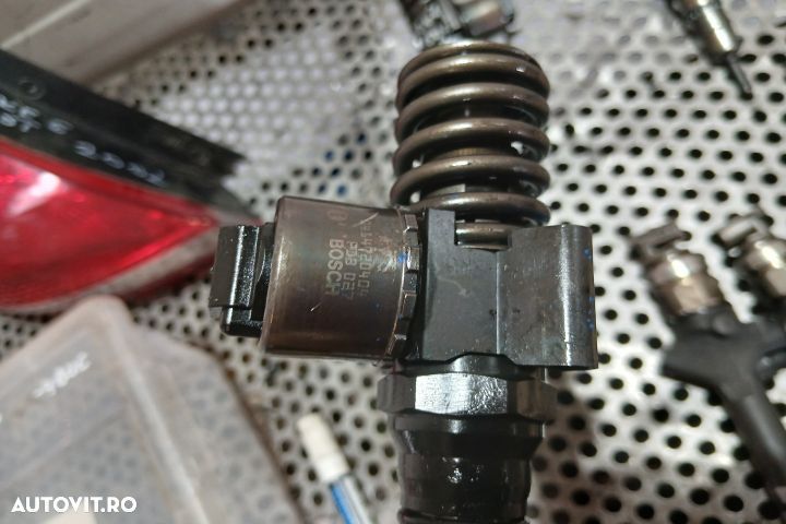 Set injectoare 036130073G 036130073G Volkswagen VW Passat B6 [2005 - - 6