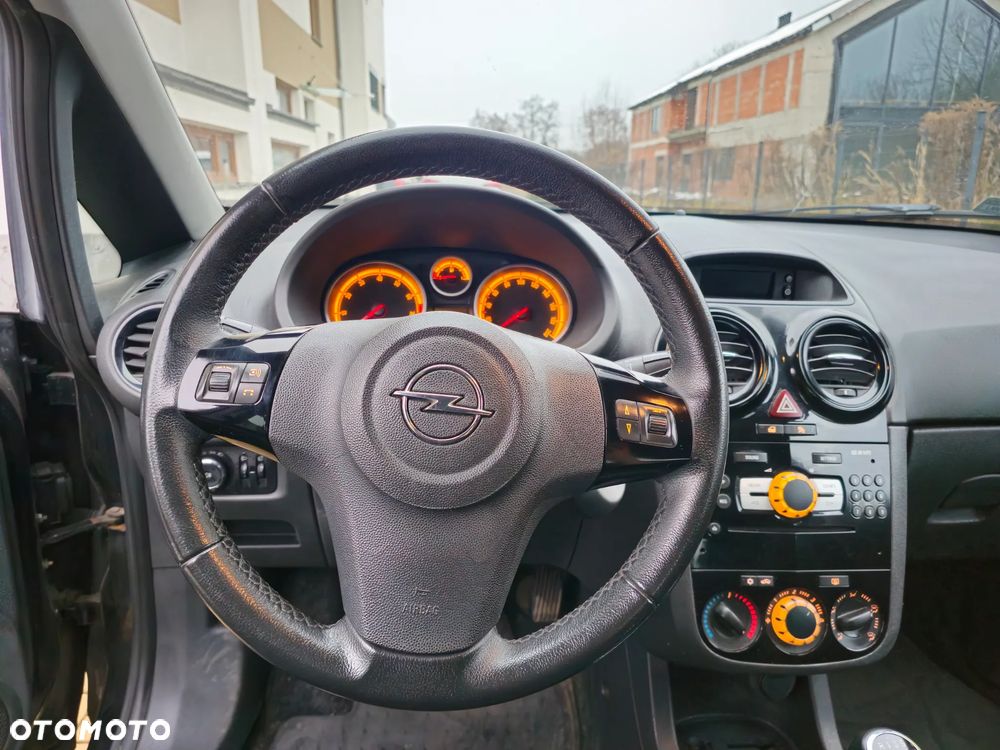 Opel Corsa - 12
