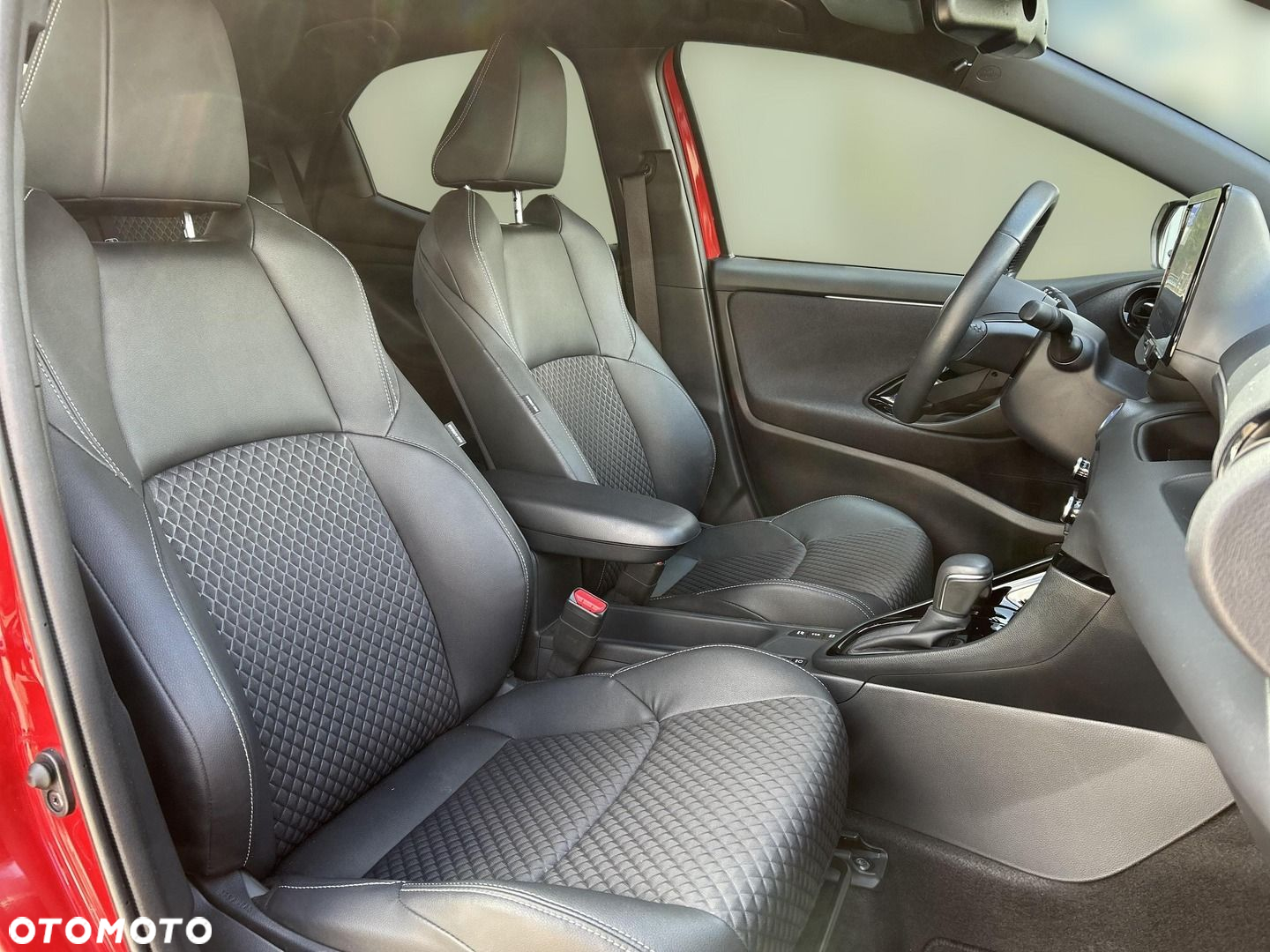 Toyota Yaris Hybrid 1.5 Selection Style - 9