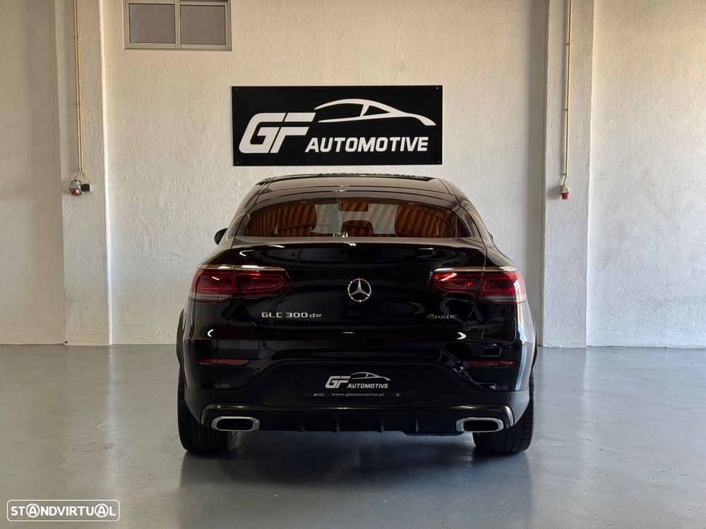 Mercedes-Benz GLC 300 de Coupe 4Matic 9G-TRONIC AMG Line - 12