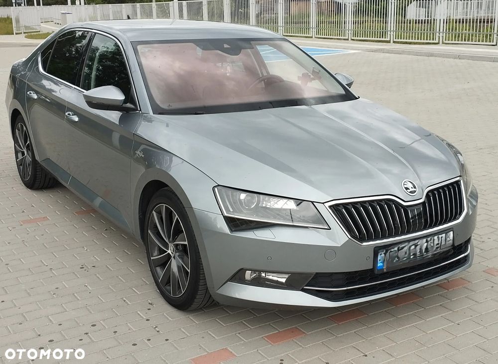 Skoda Superb 2.0 TDI 4x4 L&K DSG - 2
