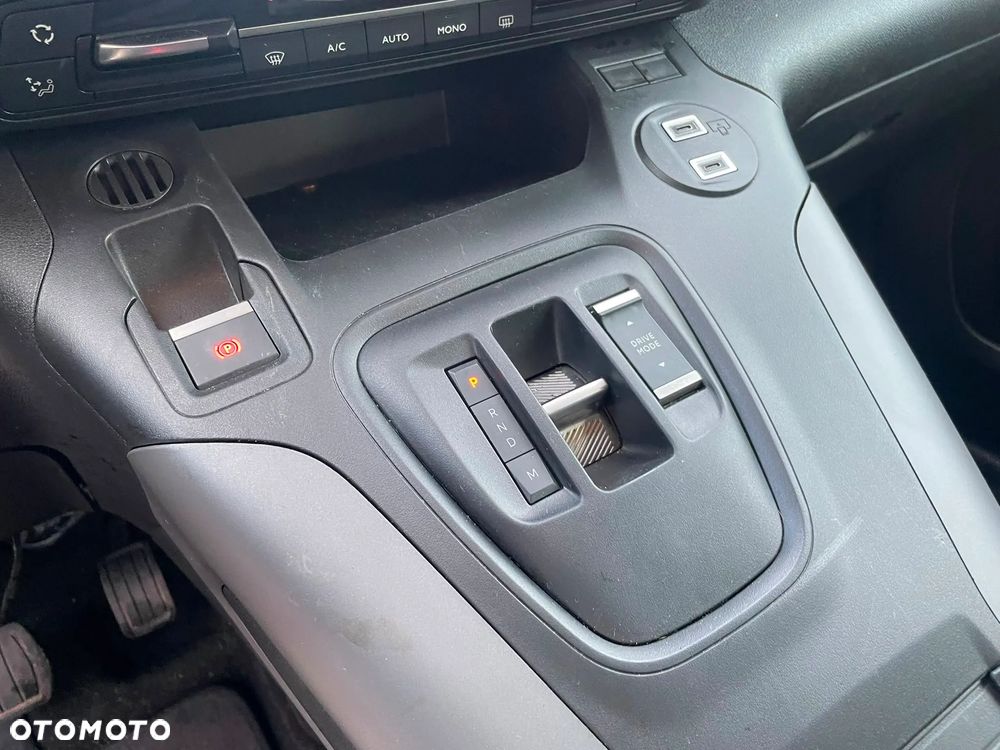 Toyota Proace City Verso 1.5 D-4D VIP - 18