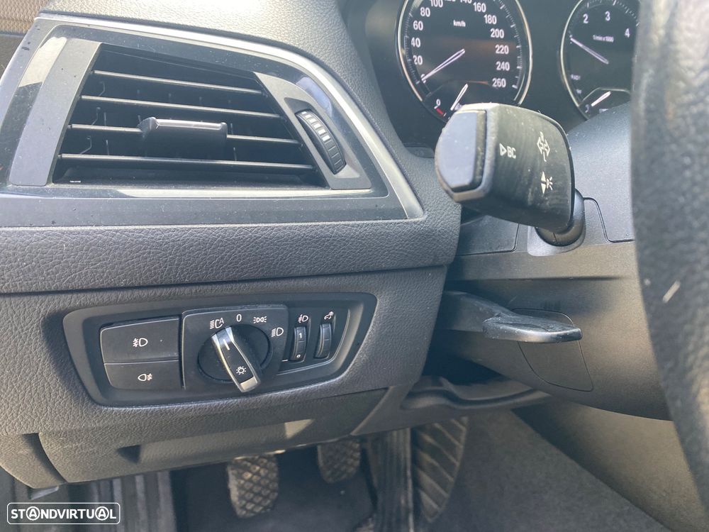 BMW 116 d EDynamics Advantage - 14