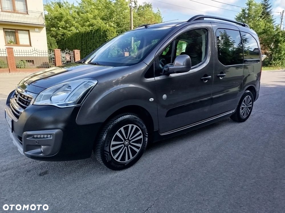 Peugeot Partner 1.6 BlueHDi Outdoor S&S - 4