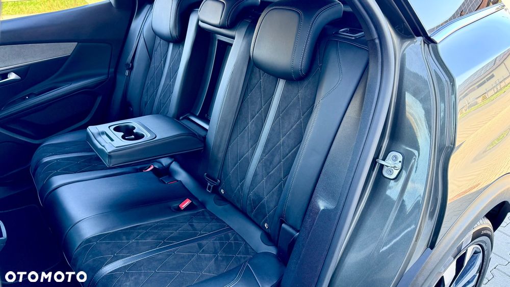 Peugeot 3008 2.0 BlueHDi GT S&S EAT8 - 33